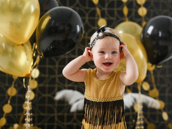 Saiba como vestir seu bebê para ir em um aniversário
