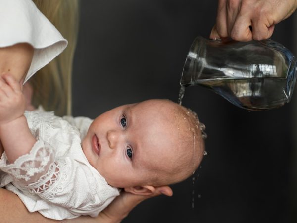 Como escolher um vestido de batizado de bebê?